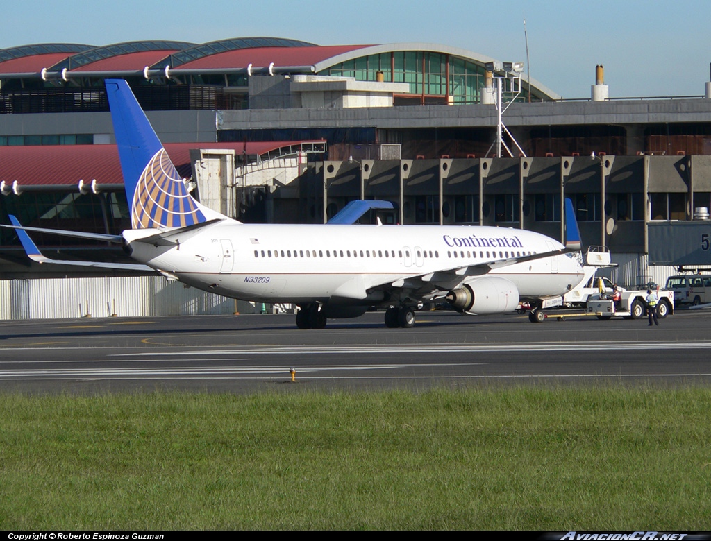 N33209 - Boeing 737-824 - Continental Airlines