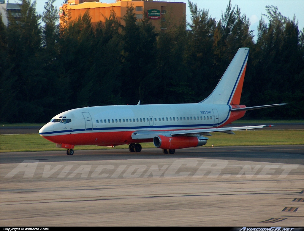 N252TR - Boeing 737-228/Adv - Pace Airlines- (Hooters Air)