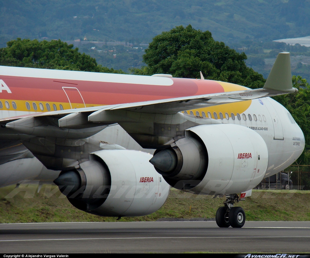 EC-IOB - Airbus A340-642 - Iberia