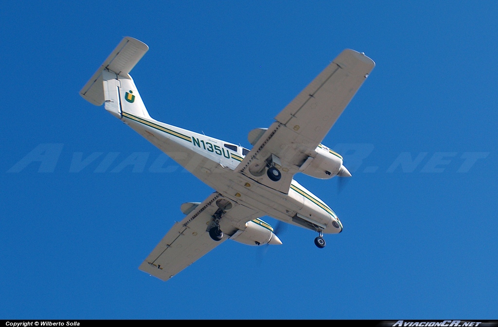 N135U - Piper PA-23 - Universidad Interamericana de Puerto Rico recinto de Bayamon (UIPR)