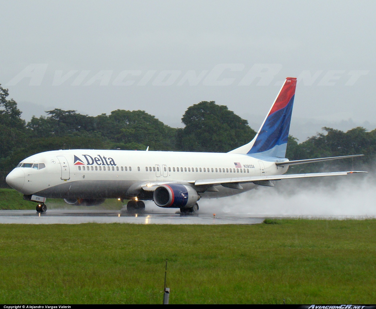 N380DA - Boeing 737-832 - Delta Air Lines