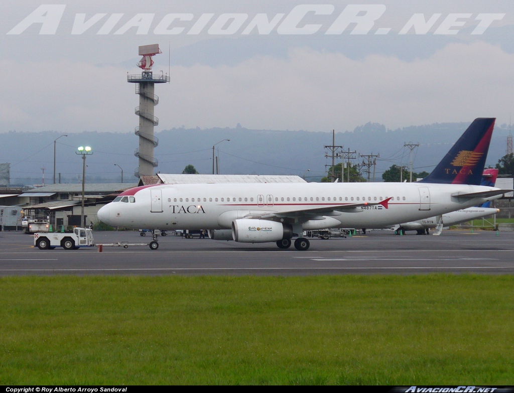 N487TA - Airbus A320-233 - TACA