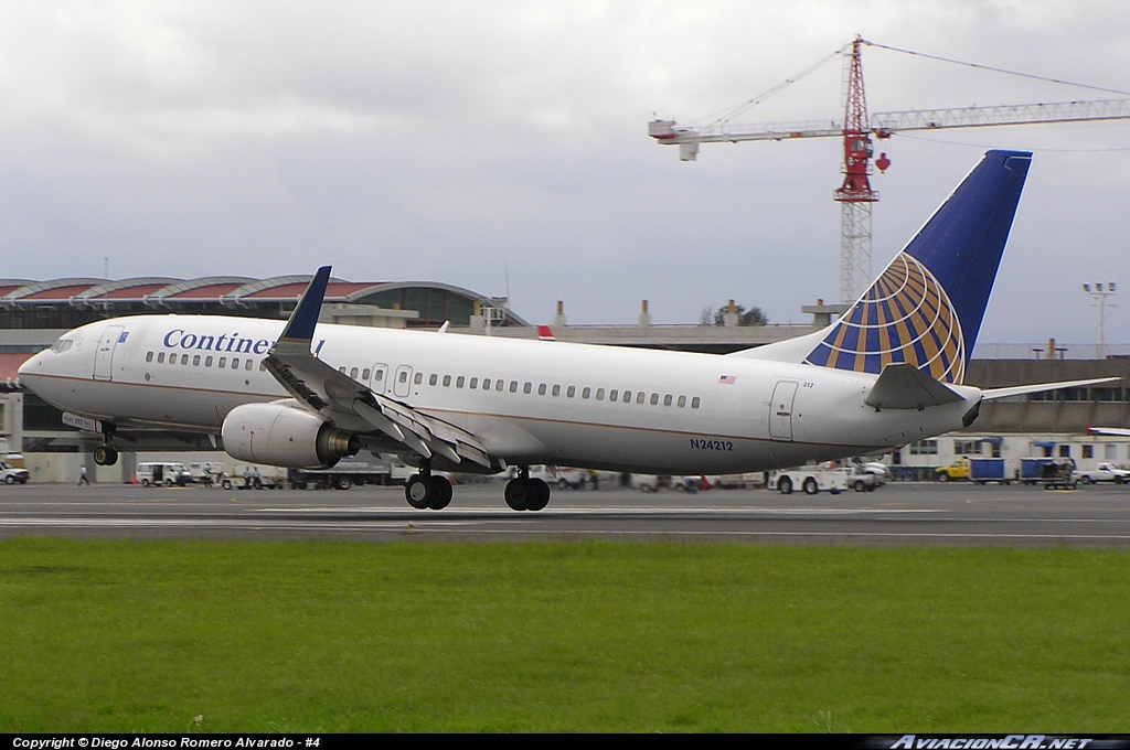 N24212 - Boeing 737-824 - Continental Airlines