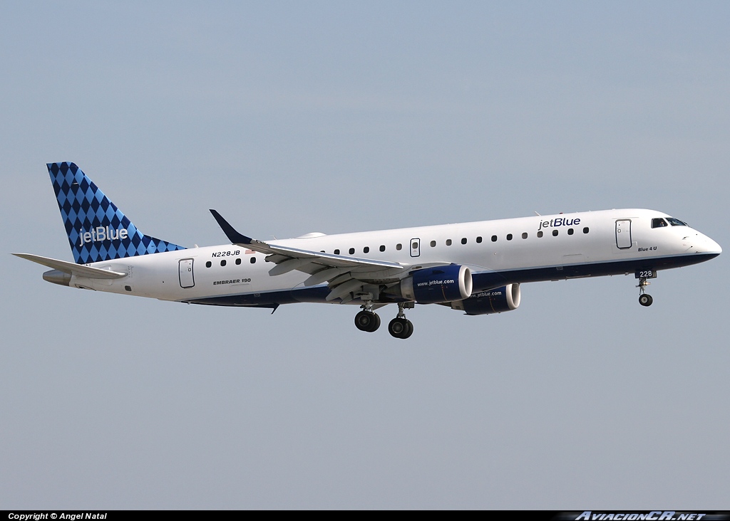 N228JB - Embraer 190-100IGW - Jet Blue