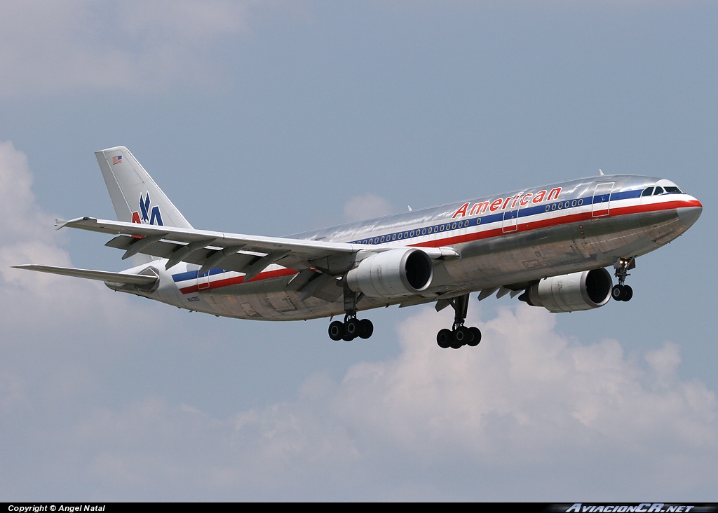 N14065 - Airbus A300B4-605R - American Airlines