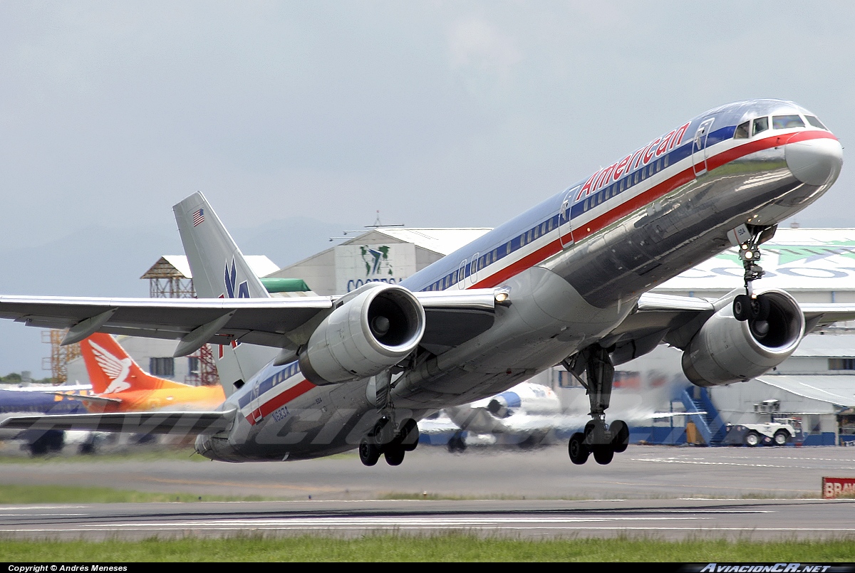 N683A - Boeing 757-223 - American Airlines