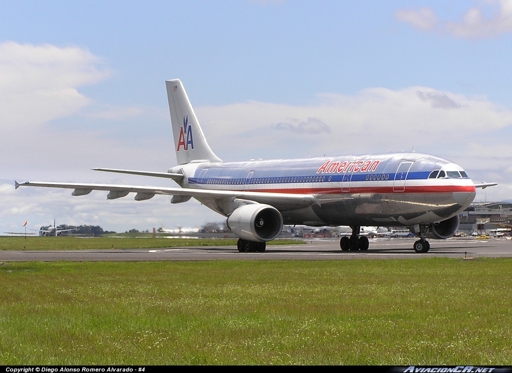 N25071 - Airbus A300B4-605R - American Airlines