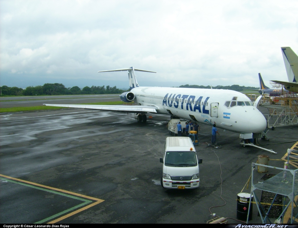 LV-BAY - McDonnell Douglas MD-83 - Austral Líneas Aéreas