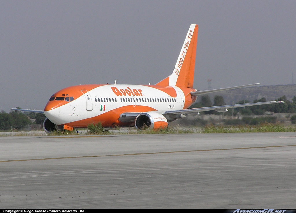 XA-AVL - Boeing 737-53A - Avolar