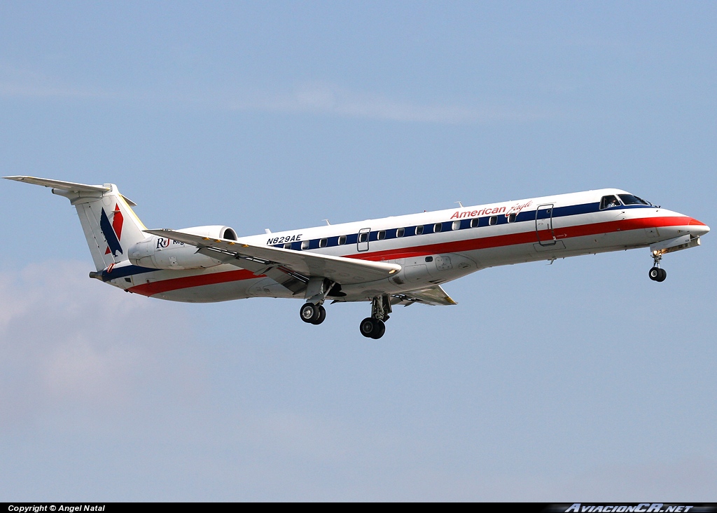 N829AE - Embraer ERJ-140 Regional Jet - American Eagle