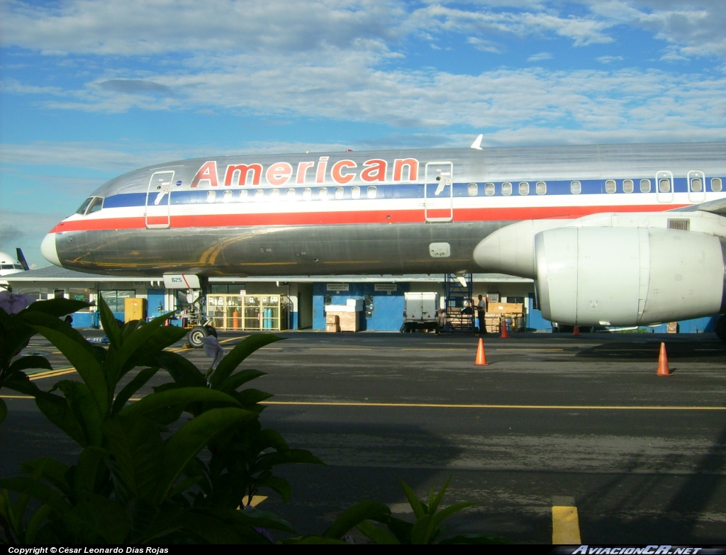 N625AA - Boeing 757-223 - American Airlines