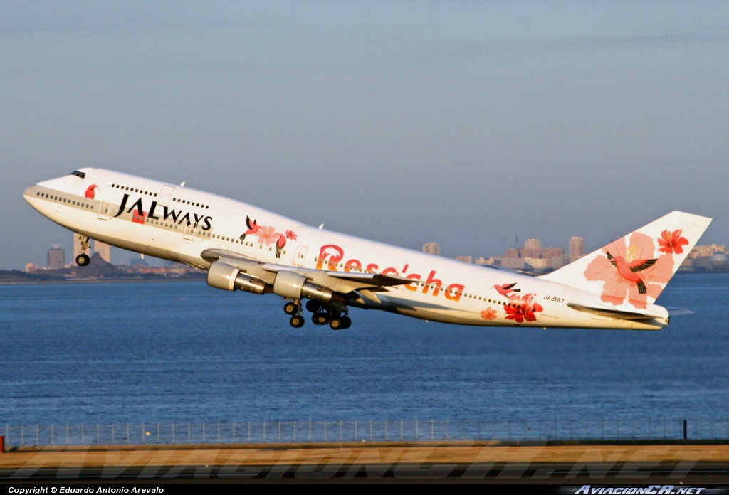 JA8187 - Boeing 747-346SR - JALways