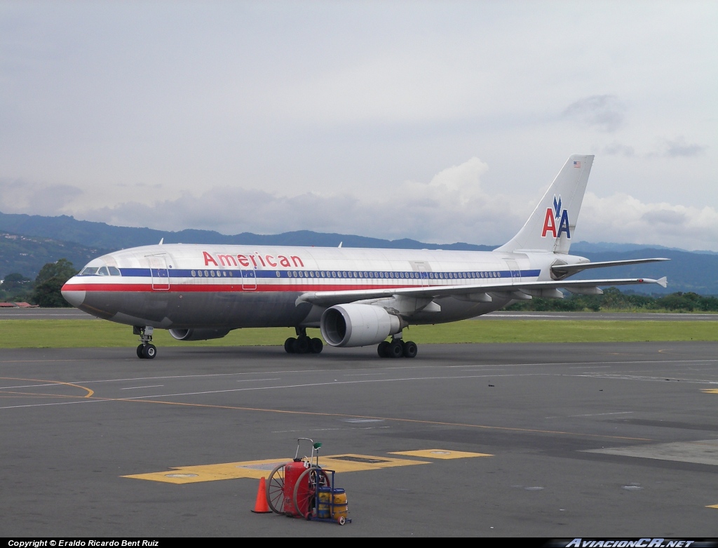 N33069 - Airbus A300B4-605R - American Airlines