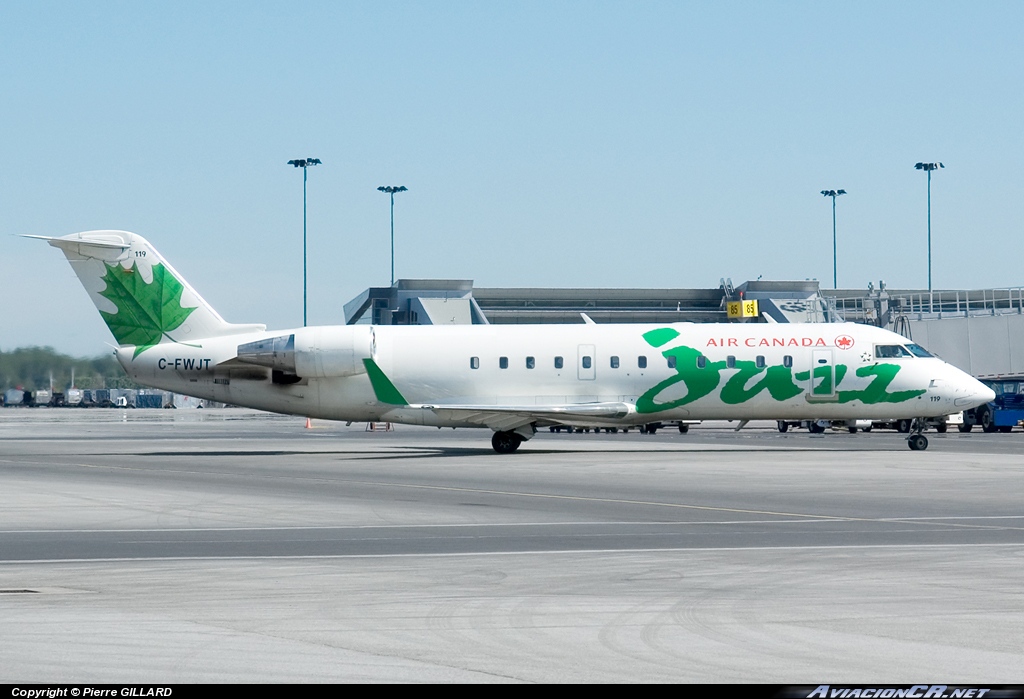 C-FWJT - Bombardier CRJ (Canadair Regional Jet) - Jazz (Air Canada)