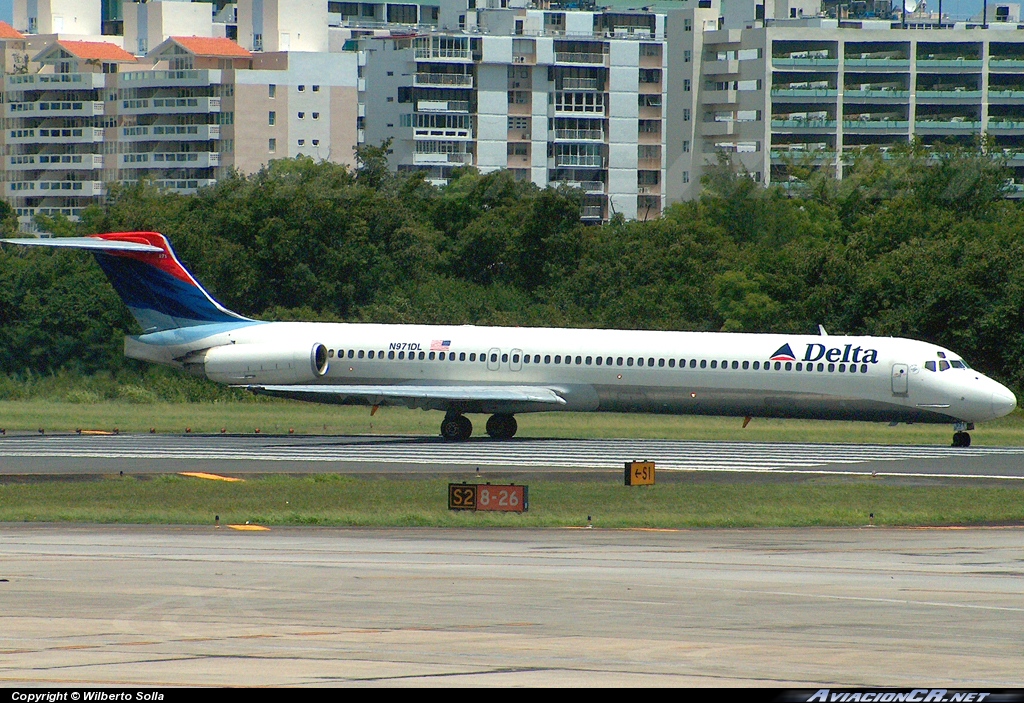 N971DL - McDonnell Douglas MD-88 - Delta Air Lines