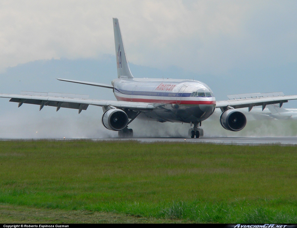 N77080 - Airbus A300B4-605R - American Airlines