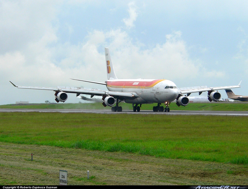 EC-GUP - Airbus A340-313X - Iberia