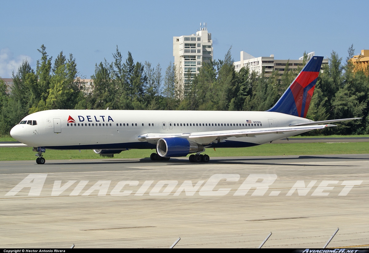 N125DL - Boeing 767-332 - Delta Airlines