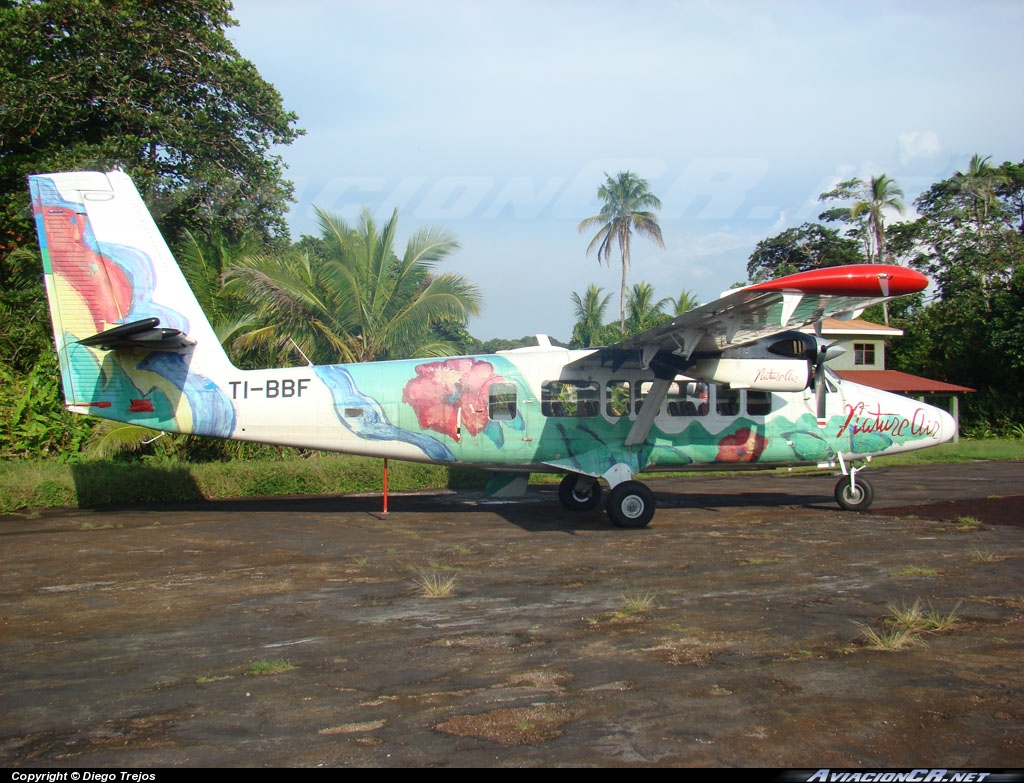 TI-BBF - De Havilland Canada DHC-6-300 Twin Otter/VistaLiner - Nature Air