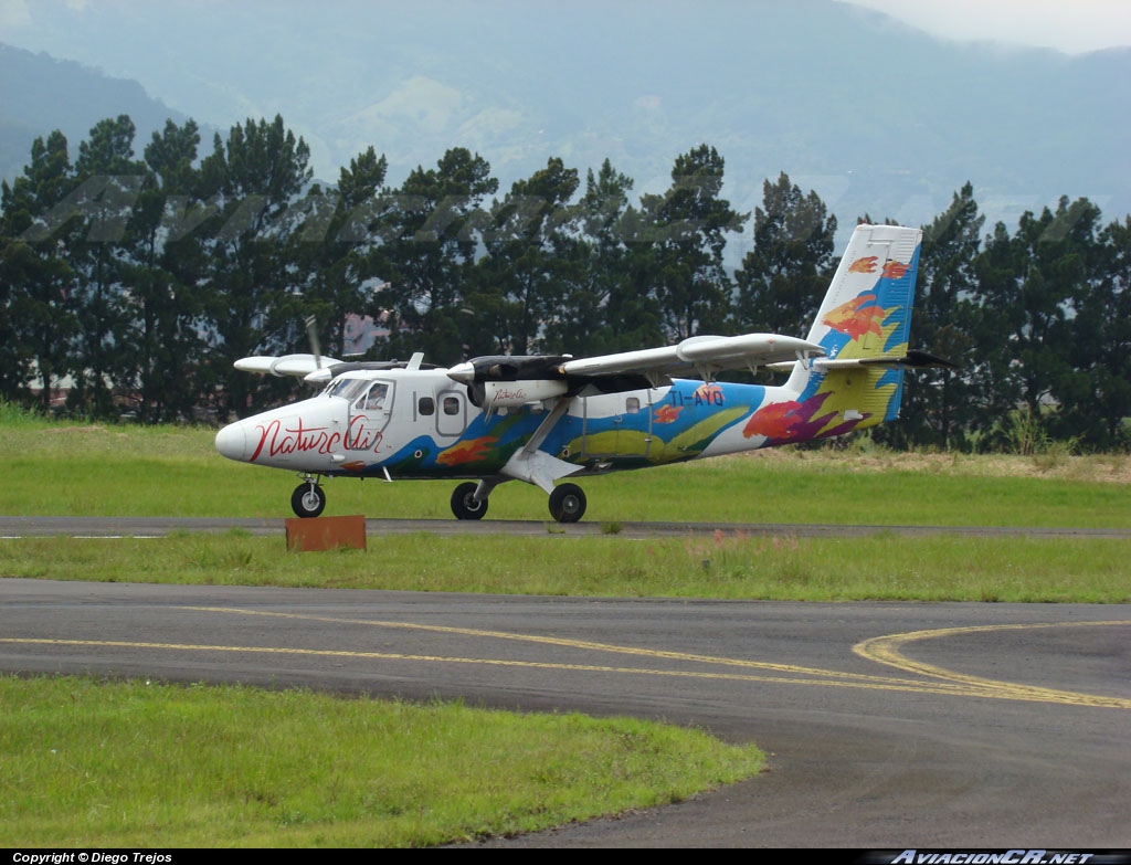 TI-AYQ - De Havilland Canada DHC-6-300 Twin Otter - Nature Air