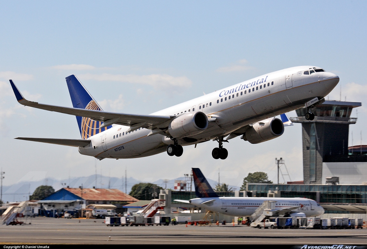 N73278 - Boeing 737-824 - Continental Airlines