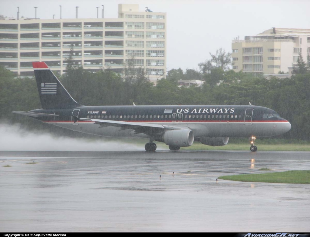 N123UW - Airbus A320-214 - US Airways