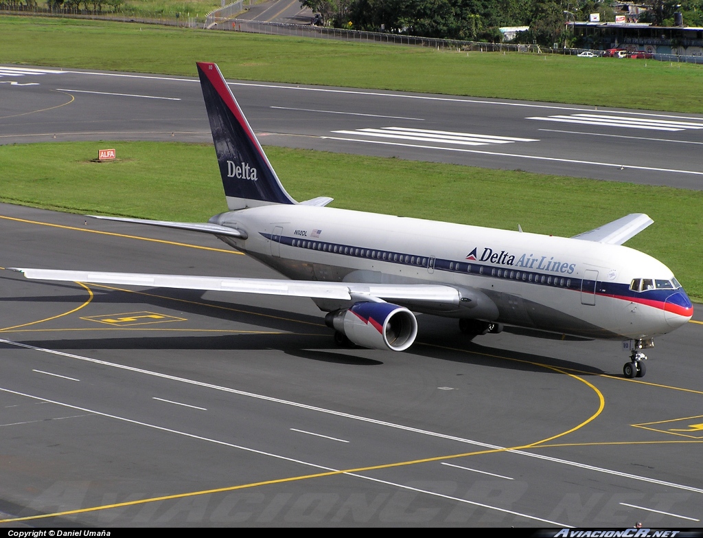 N110DL - Boeing 767-232 - Delta Air Lines