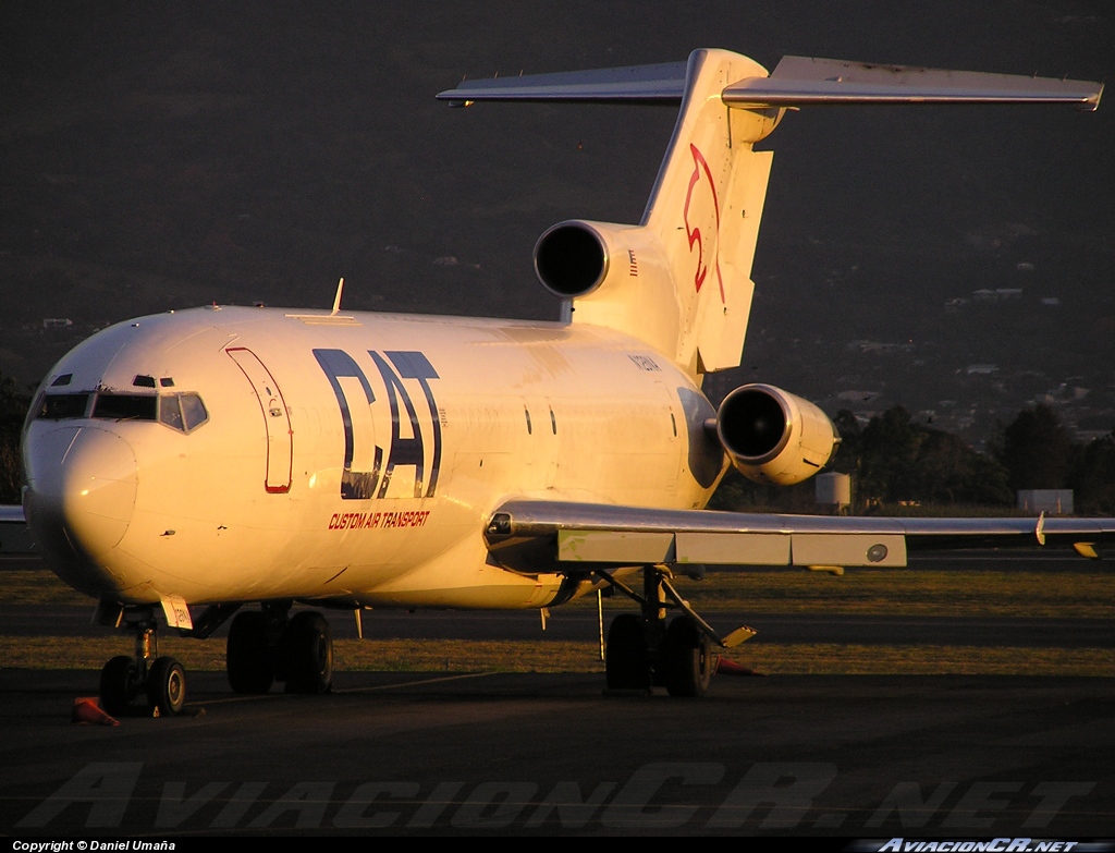 N128NA - Boeing 727-2J7/Adv(F) - CAT - Custom Air Transport