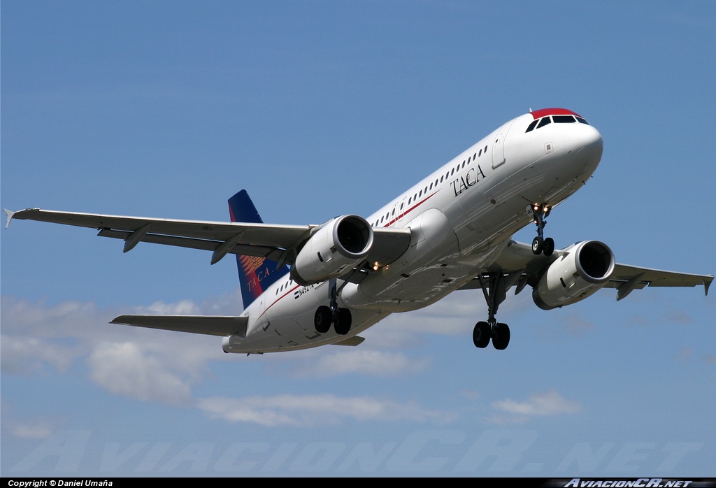 N492TA - Airbus A320-233 - TACA