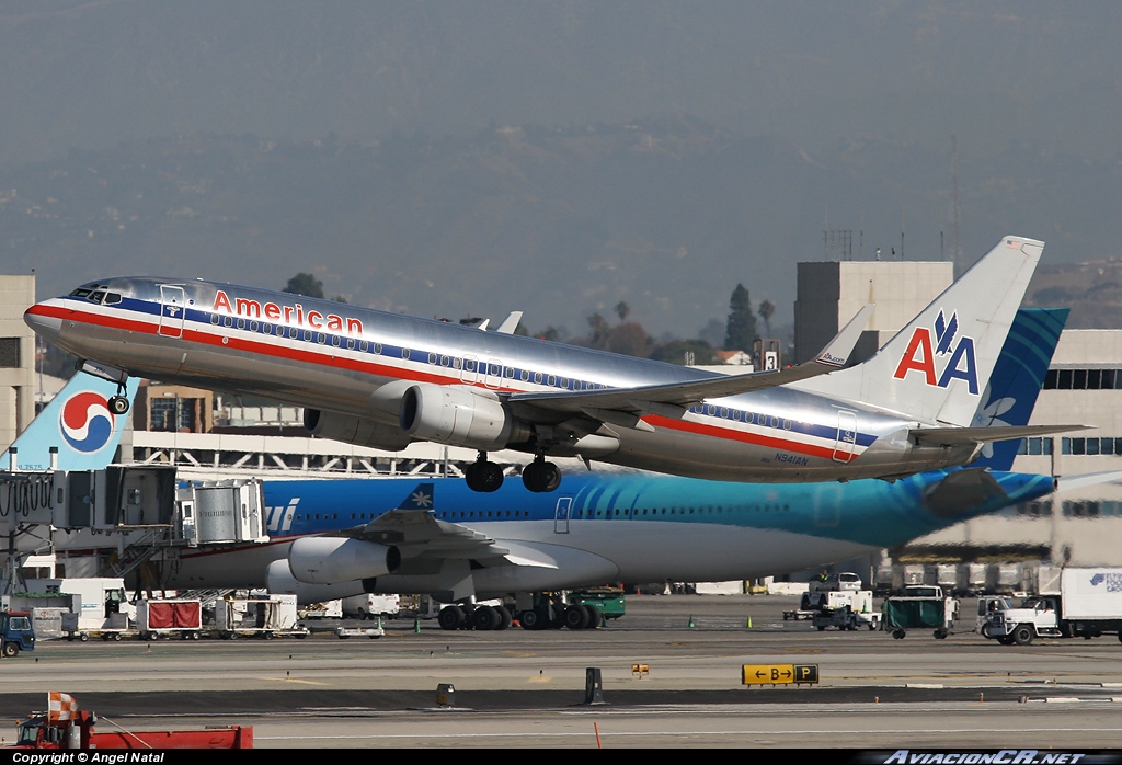 N941AN - Boeing 737-823 - American Airlines