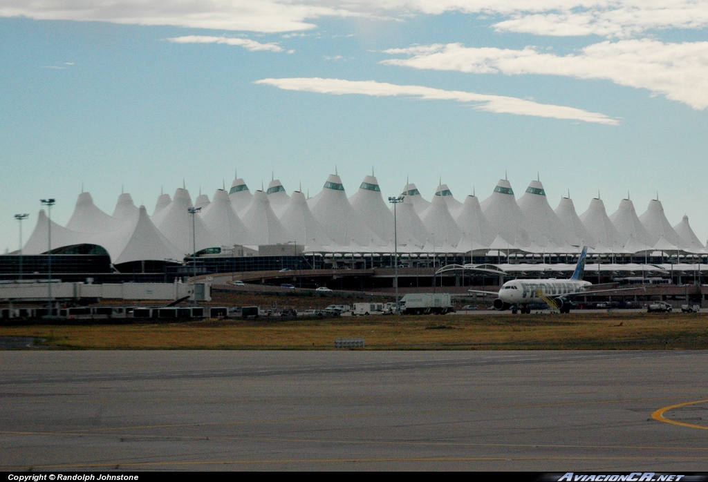 KDEN - Terminal - Aeropuerto