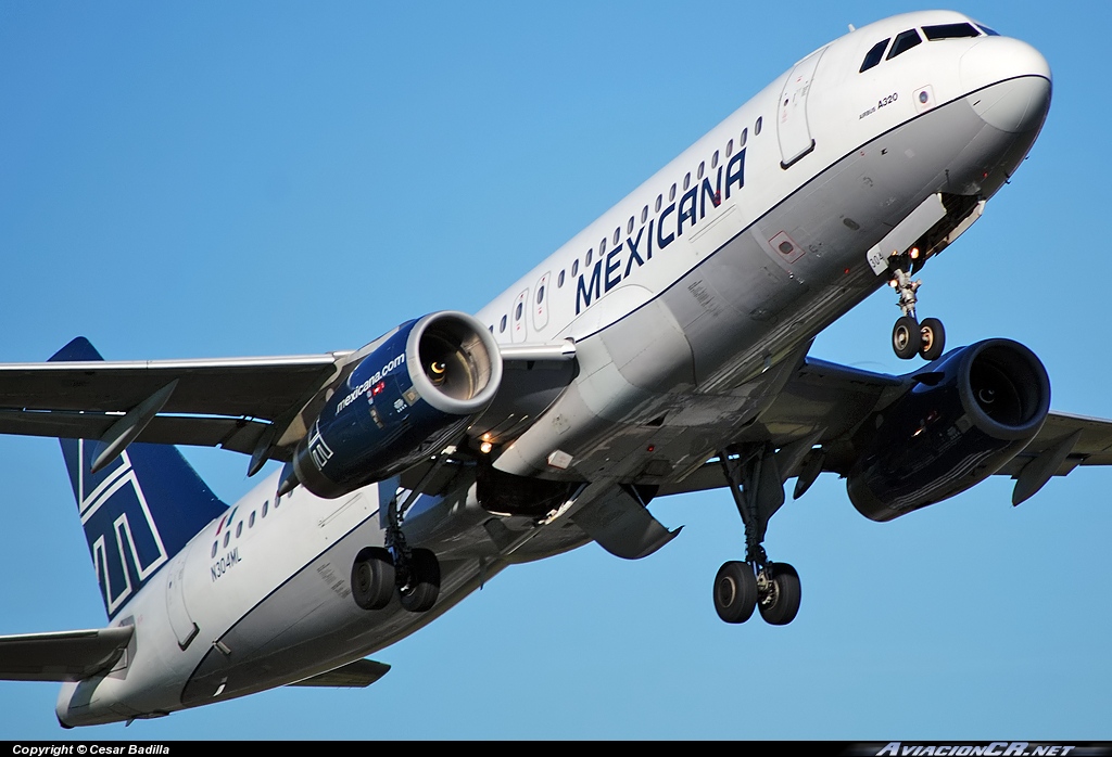 N304ML - Airbus A320-231 - Mexicana