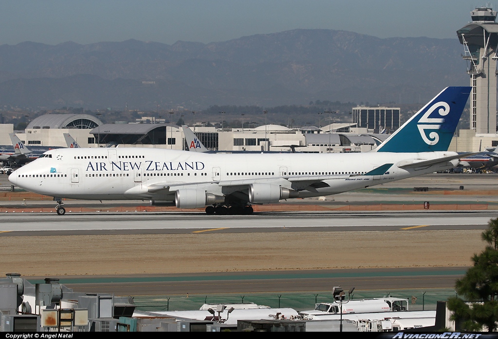 ZK-SUH - Boeing 747-475 - Air New Zealand