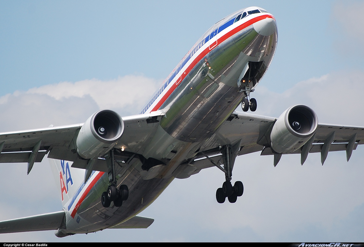 N80058 - Airbus A300B4-605R - American Airlines