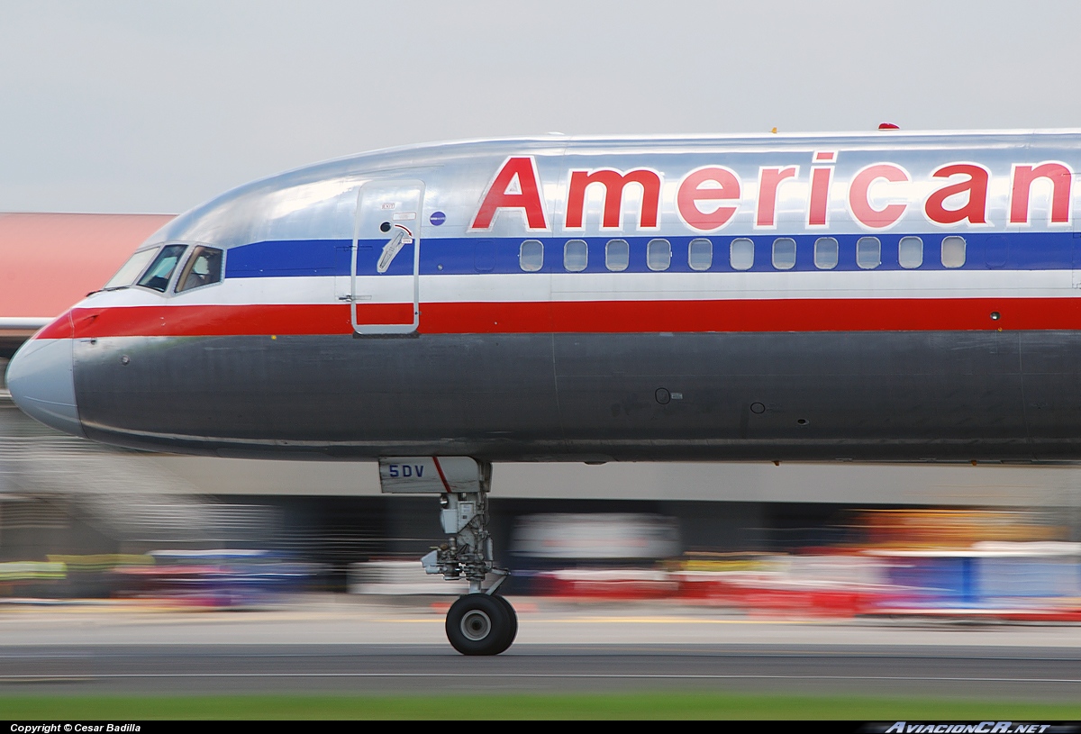 N602AN - Boeing 757-223 - American Airlines