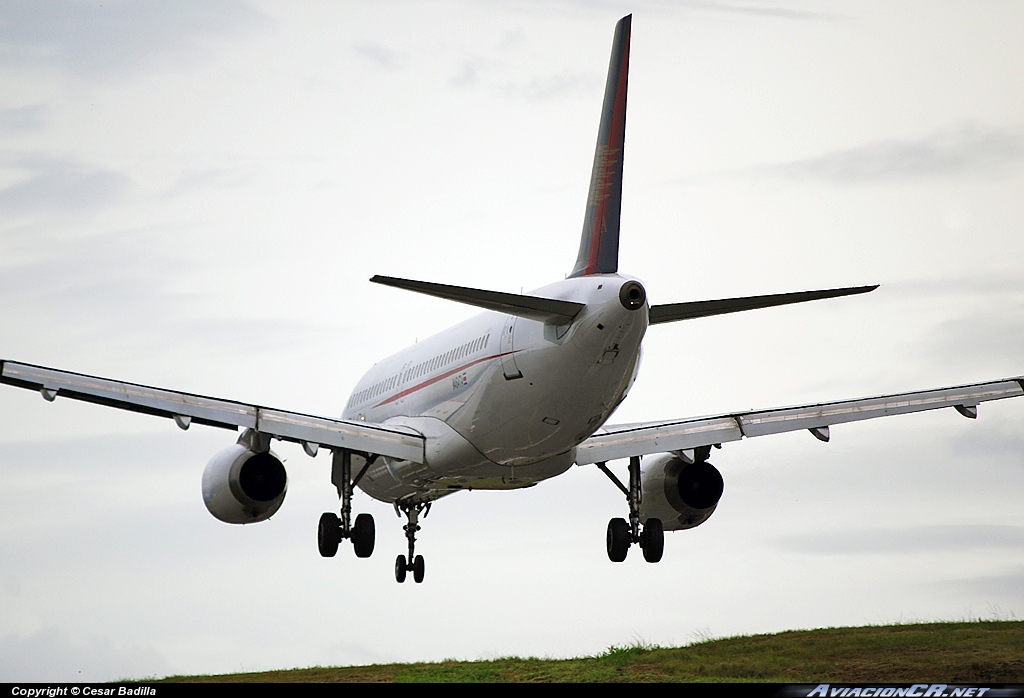 N464TA - Airbus A320-233 - TACA