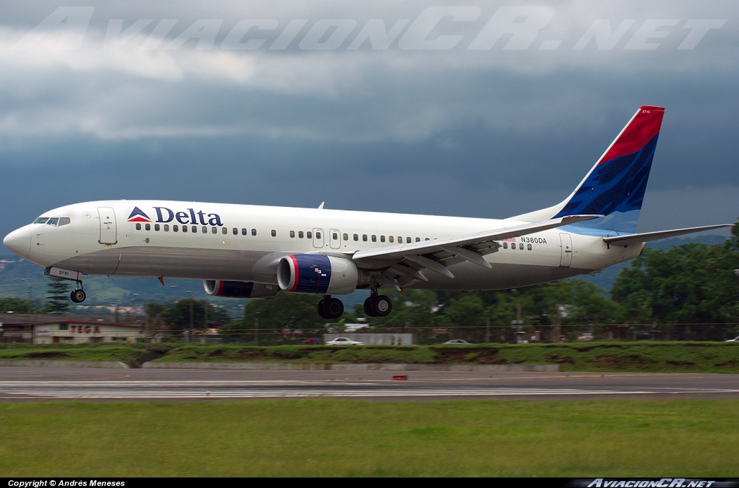 N380DA - Boeing 737-832 - Delta Air Lines