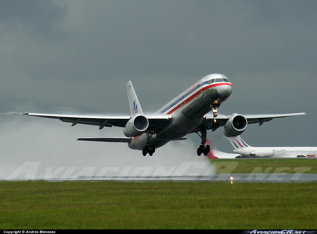 N654A - Boeing 757-223/ET - American Airlines