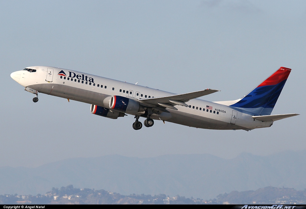 N380DA - Boeing 737-832 - Delta Air Lines