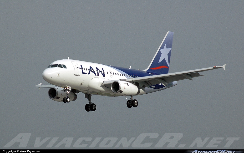 CC-CVF - Airbus A318-121 - LAN Chile
