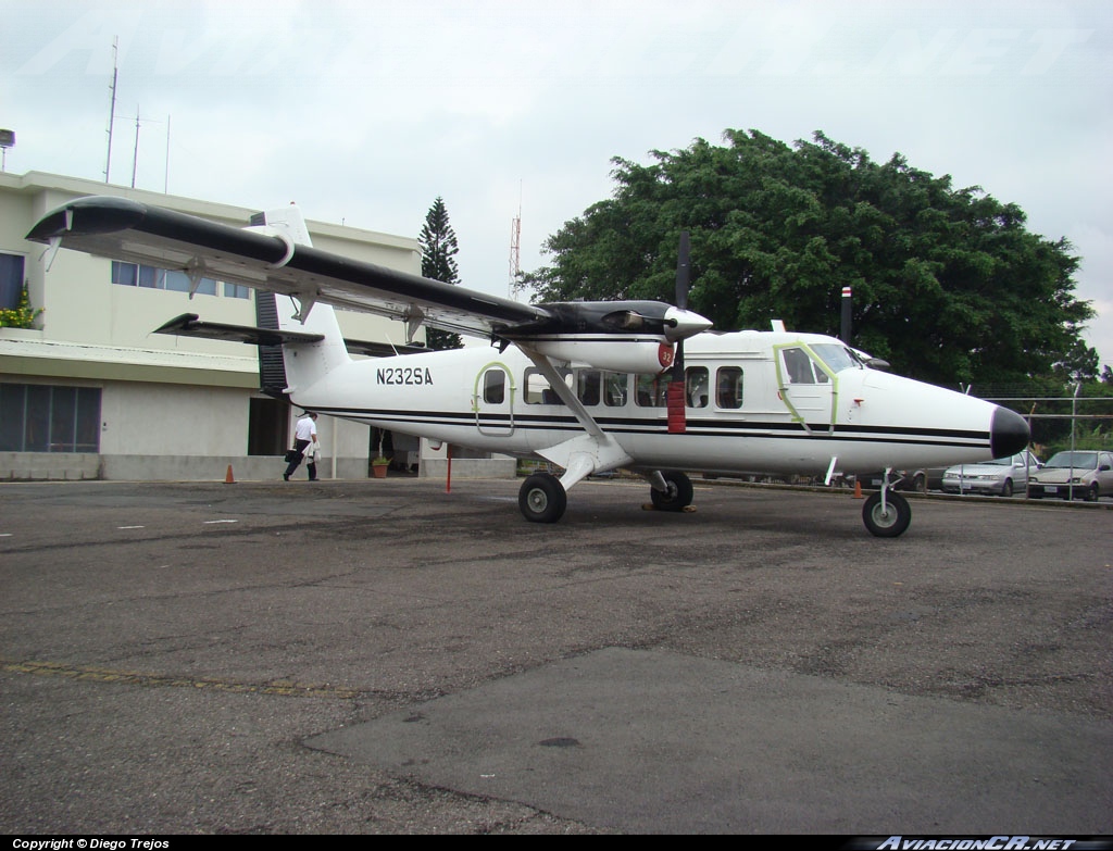 N232SA - De Havilland Canada DHC-6-300 Twin Otter/VistaLiner - Nature Air