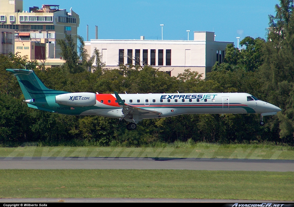 N14198 - Embraer ERJ-145 Regional Jet - Continental ExpressJet Airlines