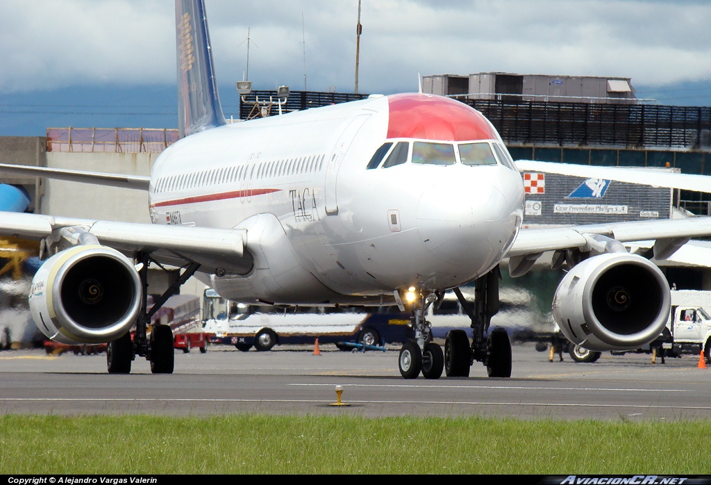 N486TA - Airbus A320-233 - TACA