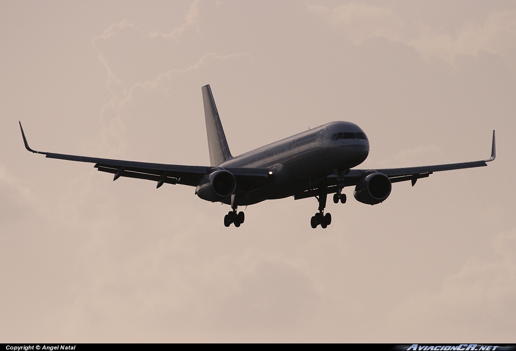 N14115 - Boeing 757-224 - Continental Airlines