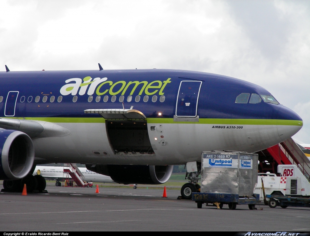 EC-GMU - Airbus A310-324(ET) - Air Comet