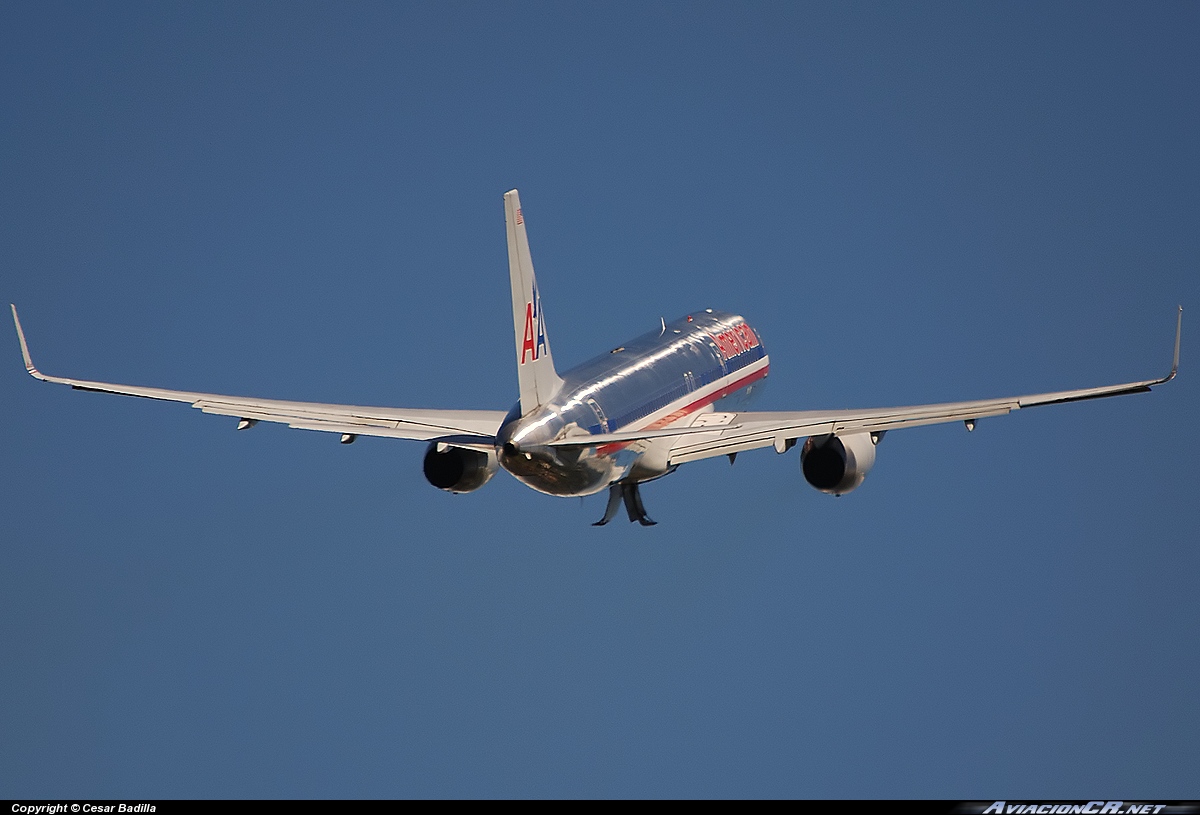 N182AN - Boeing 757-223 - American Airlines