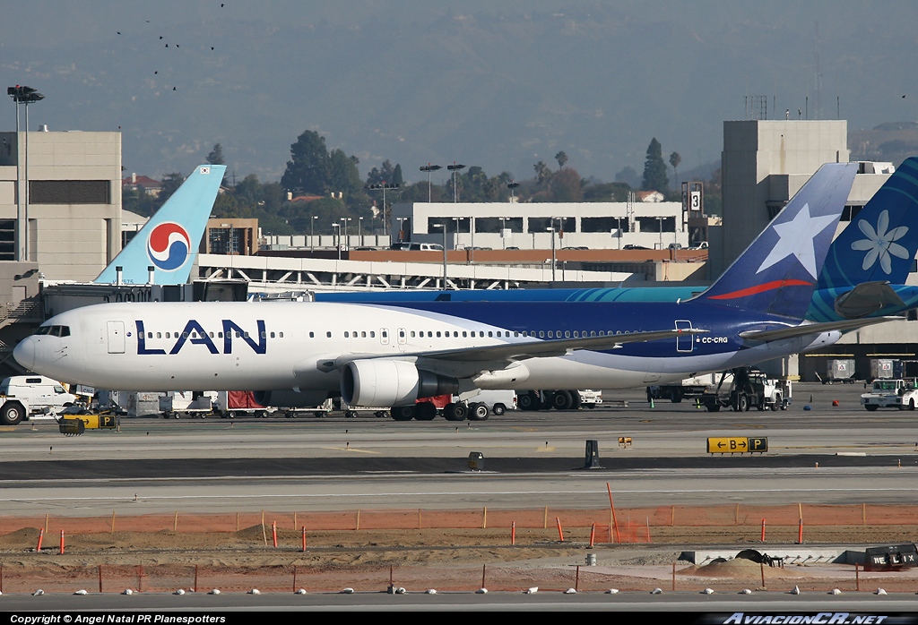CC-CRG - Boeing 767-375/ER - LAN Chile