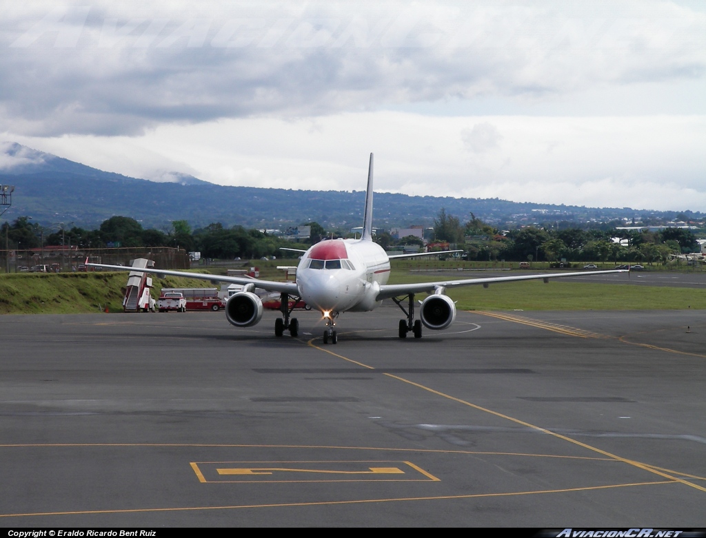 N471TA - Airbus A319-132 - TACA Perú