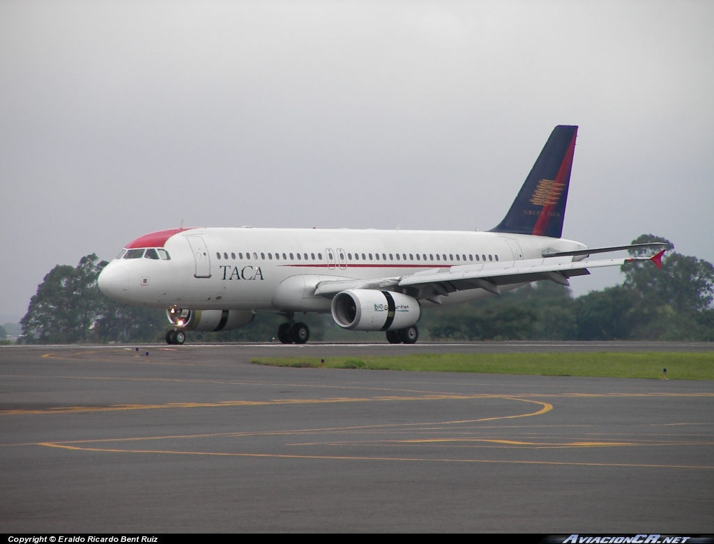 N486TA - Airbus A320-233 - TACA