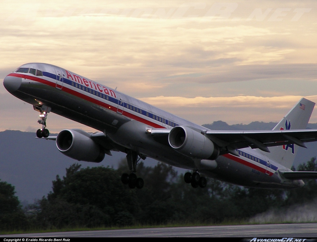 N614AA - Boeing 757-223 - American Airlines